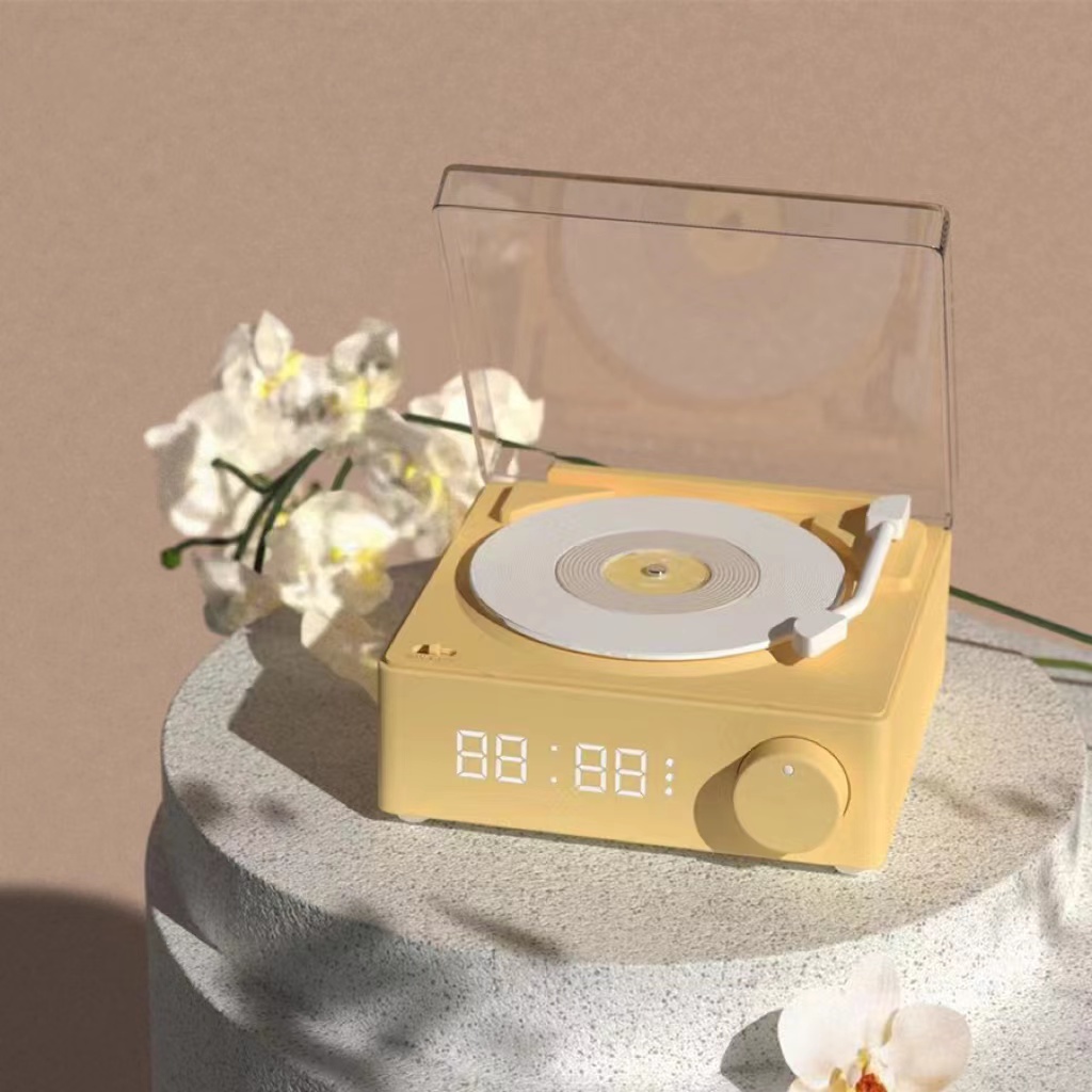 Retro wireless Bluetooth speaker, creative alarm clock speaker, Three play mode Bluetooth / TF card / audio cable, boy girl birthday gift